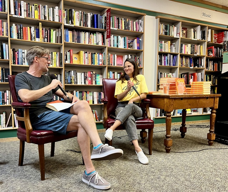 stephen talks with melissa at prairie lights